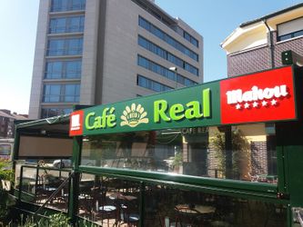 Rótulos Luminosos Luce, S.L. aviso empresa café real